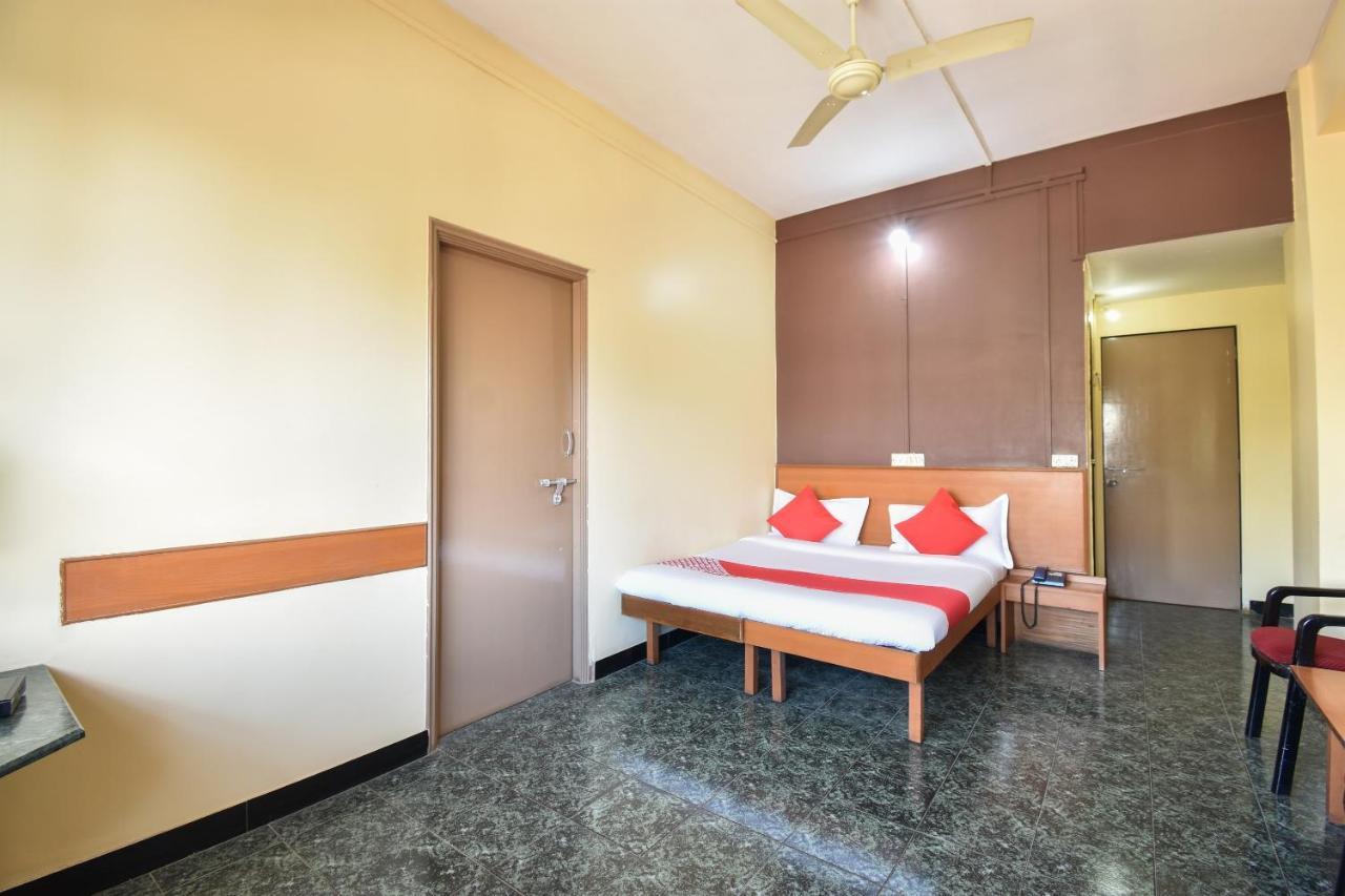 Oyo 63264 Hotel Shamiana Pandharpur Exterior photo